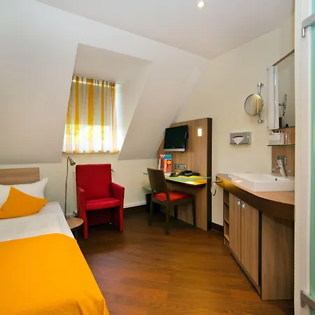 Stadthotel Kolping &