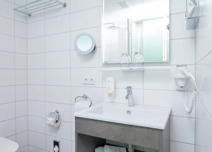 Stadthotel Kolping & Hotel 3*